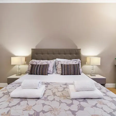 Il Giglio Nascosto By San Collection